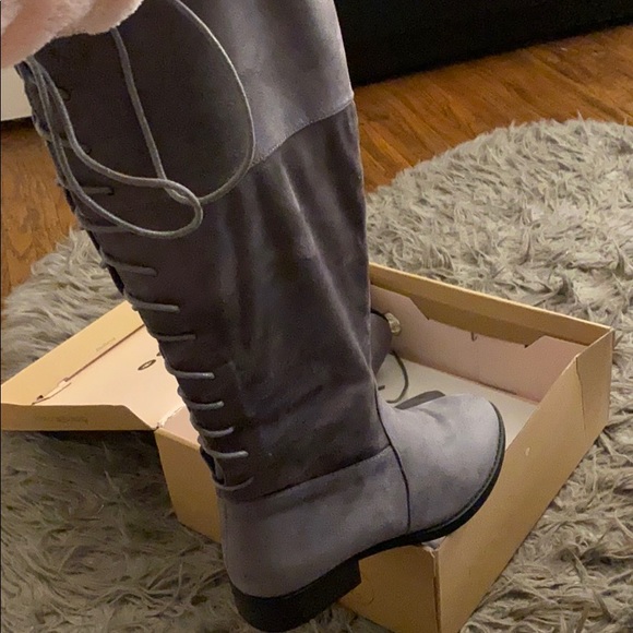 Grey boots size 7 - Picture 2 of 9